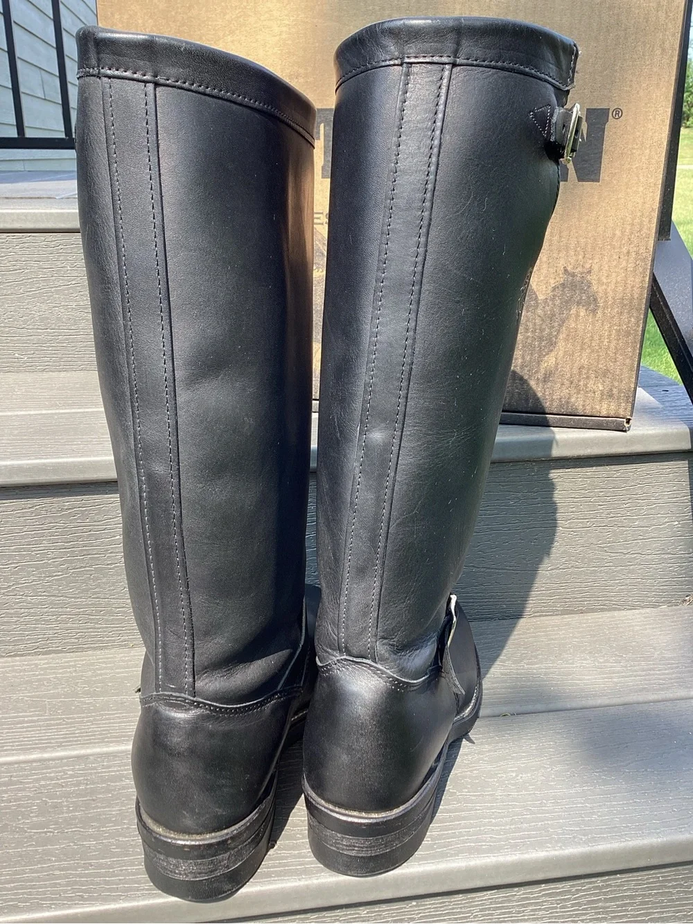 Men’s 9.5EE Chippewa Model #27909 Black Leather 17” Tall Motorcycle Boots